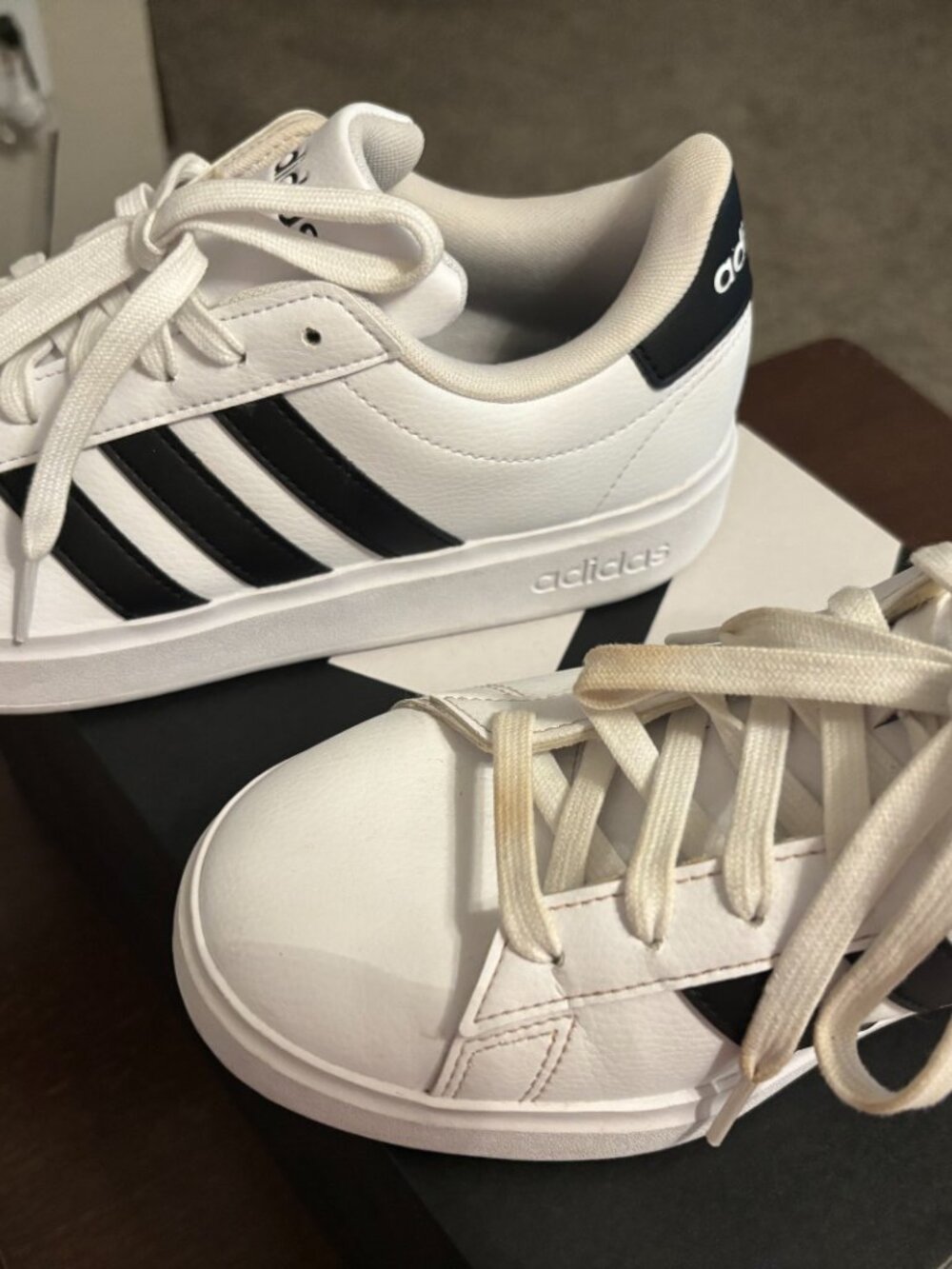 Adidas Grand Court 2.0 GW2194 Women's 8.5 *Worn Once* - Picture 5 of 5